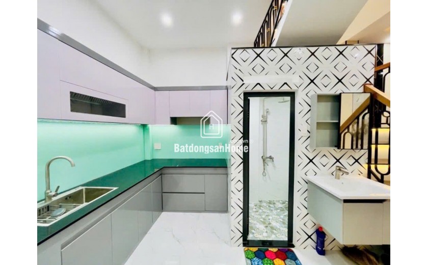 Nhà mới 2 tầng Full nội thất 21m2, Vuông – Đỗ Thúc Tịnh GV